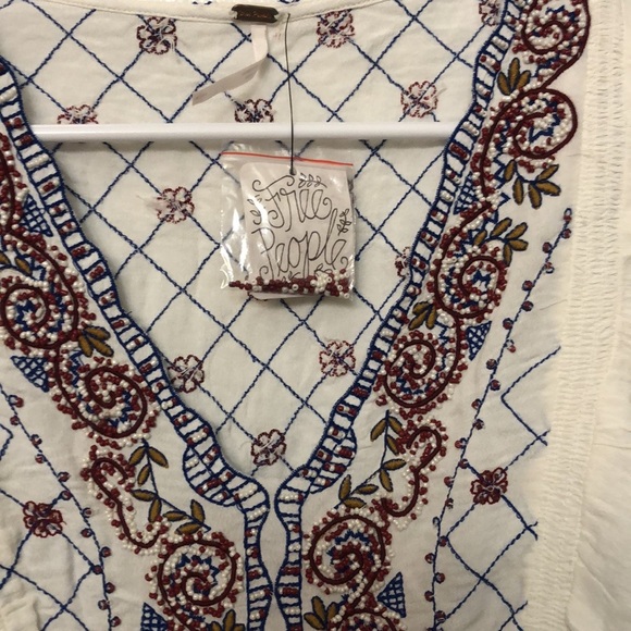 Free People ruffled short sleeve crop embroidered beaded detail w/ruffle trim - Picture 2 of 16